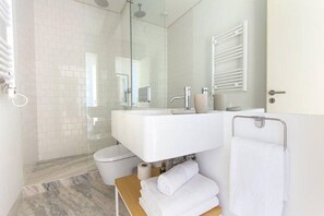 Hair dryer, towels