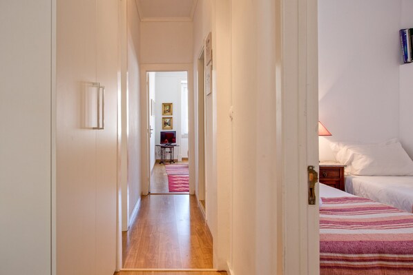 1 Schlafzimmer, Schreibtisch, Bügeleisen/Bügelbrett, WLAN