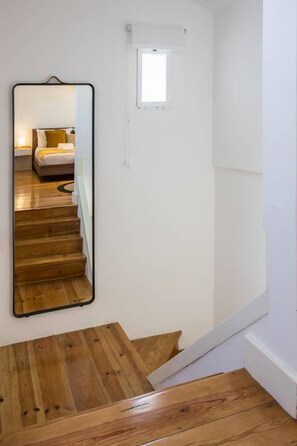 Interior - Barroca 3 · Hip Tailor Made Duplex Penthouse in Bairro Alto (Lisboa)