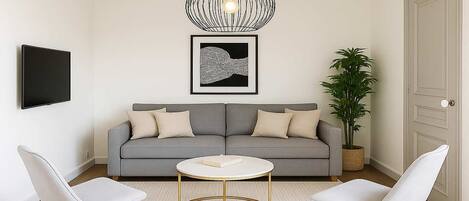 Televisión, oficina