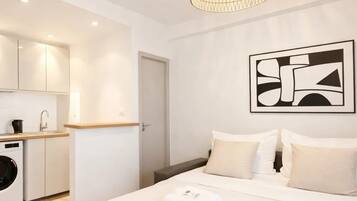 1 chambre, fer et planche Ă repasser, Wi-Fi, draps fournis