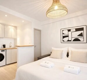 1 bedroom, iron/ironing board, WiFi, bed sheets