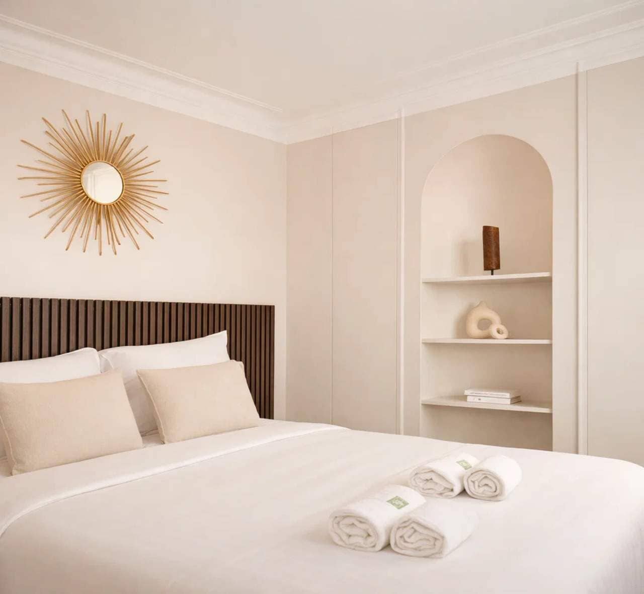 1 chambre, fer et planche à repasser, Wi-Fi, draps fournis