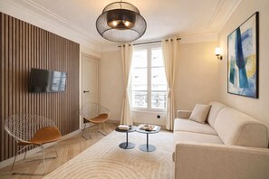 Télévision, espaces bureaux