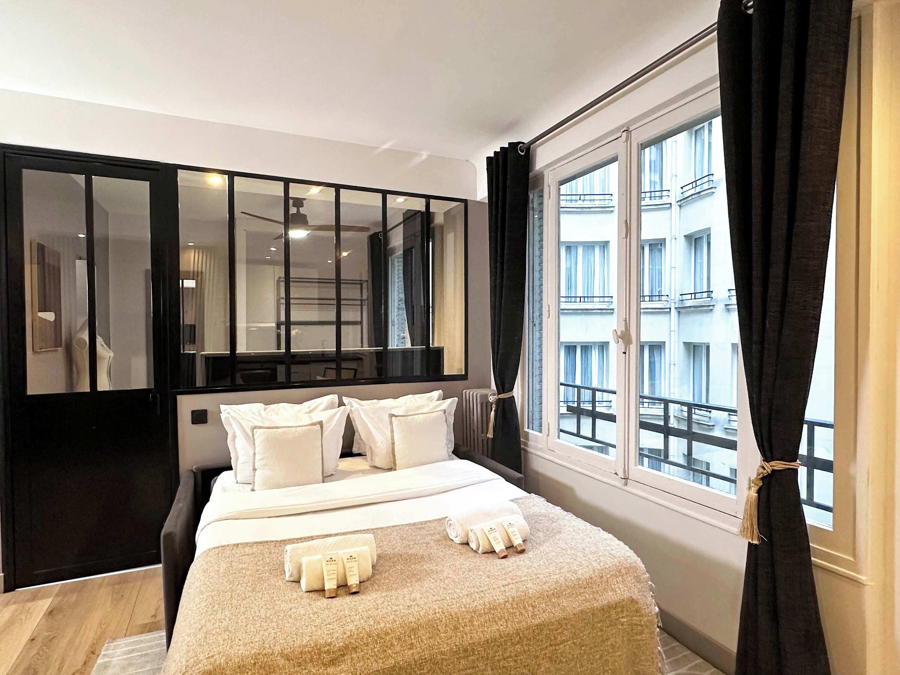 1 soverom, strykejern/-brett, reiseseng for barn og wi-fi