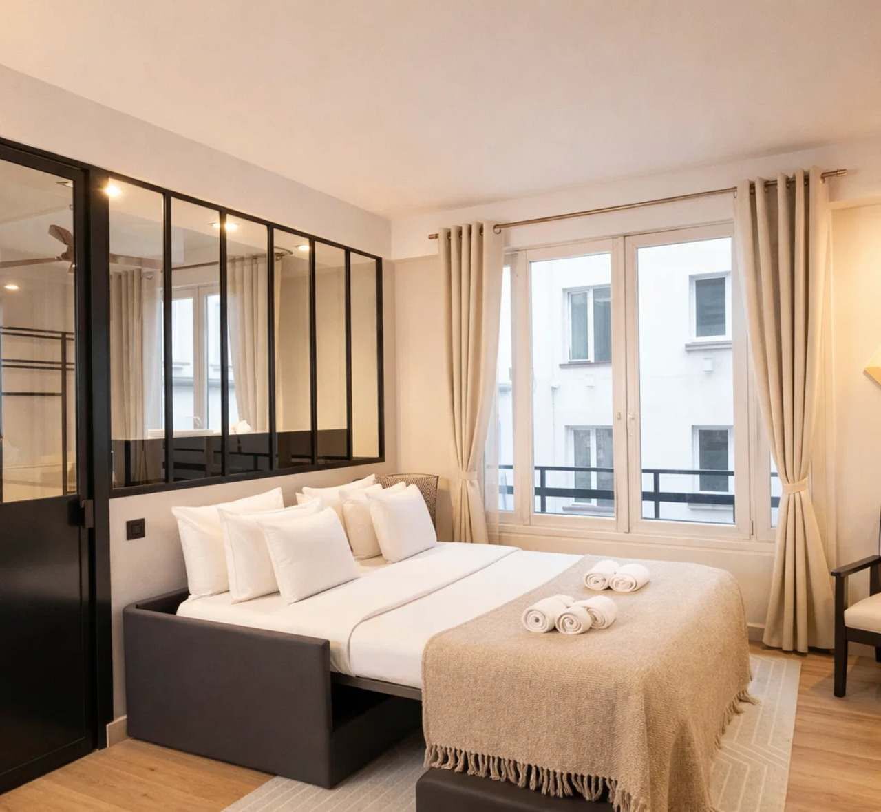 1 soverom, strykejern/-brett, reiseseng for barn og wi-fi