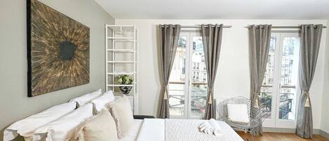 1 bedroom, iron/ironing board, travel crib, WiFi