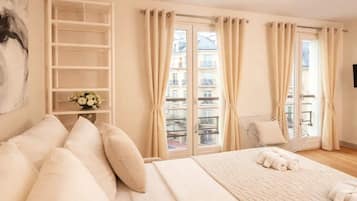 1 Schlafzimmer, Bügeleisen/Bügelbrett, Reisekinderbett, Bettwäsche