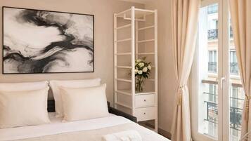 1 Schlafzimmer, Bügeleisen/Bügelbrett, Reisekinderbett, Bettwäsche