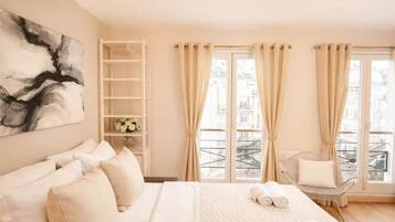 1 Schlafzimmer, Bügeleisen/Bügelbrett, Reisekinderbett, Bettwäsche