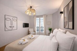 1 camera, ferro/asse da stiro, culla da viaggio, Wi-Fi