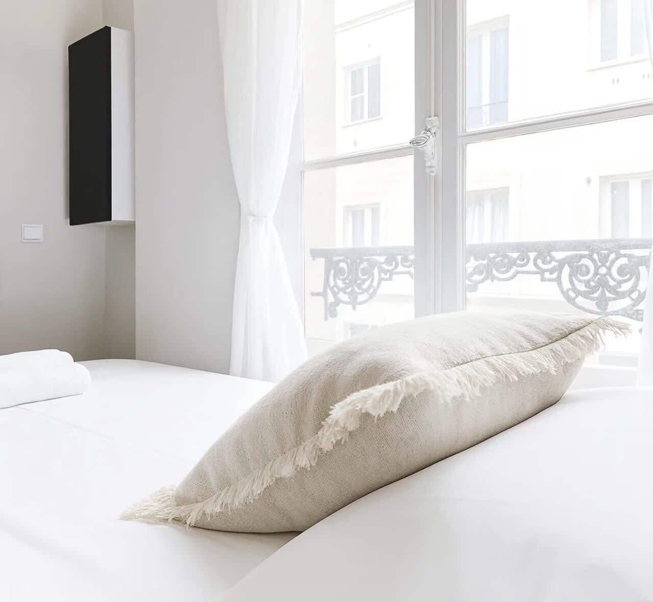 1 chambre, fer et planche à repasser, lit parapluie, Wi-Fi