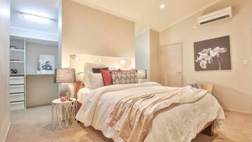 4 bedrooms