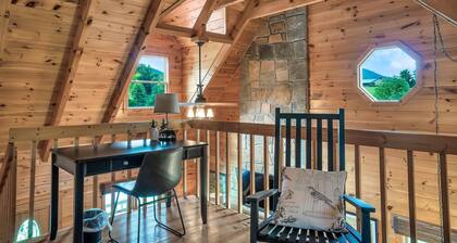 Family Favorite/5 Star/Hot Tub/Fire Pit/Pool Access/View/Pets Ok/Game Room