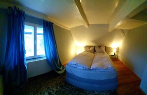 2 soverom, reiseseng for barn, wi-fi (inkludert) og sengetøy