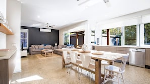Interior - Ginger's - Pet Friendly - 4 Min Walk to Beach (Callala Beach)