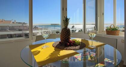 Capri 403. Spectacular views by the sea