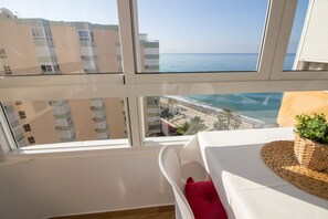 Interior - Madrid 810. First line of the beach with sea views (Torrox Costa)