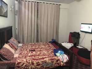 Standard Double Room - Fairyland Hotel (Balakot)