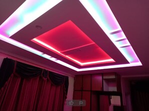 Interior - Diamond Hotel (Murree)