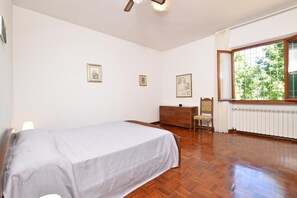 Standard-Haus, Mehrere Schlafzimmer, 2 Bäder (Casa Andreini)
