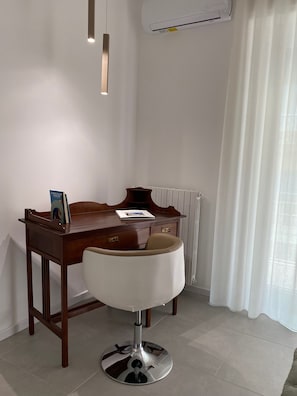Immagine non classificata, 4 di 18, pulsante