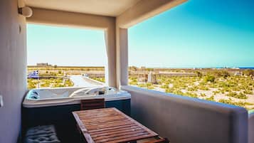 Huis, 2 slaapkamers, uitzicht op zee, op benedenverdieping | Terras