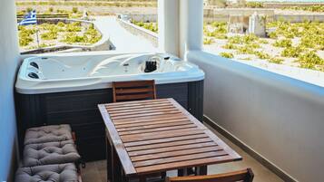 Ferienhaus, 2 Schlafzimmer, Meerblick, Erdgeschoss | 2 Schlafzimmer, Bügeleisen/Bügelbrett, kostenloses WLAN