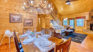 Dining - Creekfront Retreat | 3 King Suites • Hot Tub • 10 Min to Blue Ridge (blue ridge)
