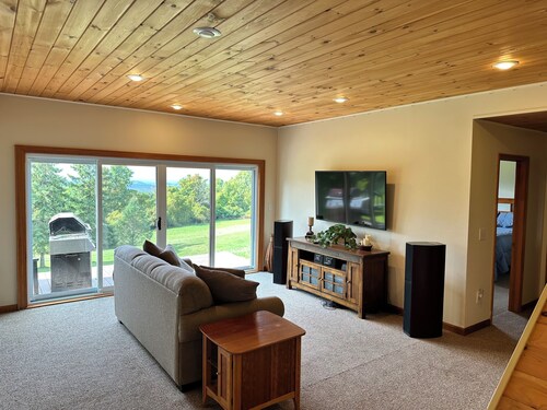 Jamesville New York - Top Of The World Views 