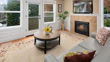 TV connectée, cheminée