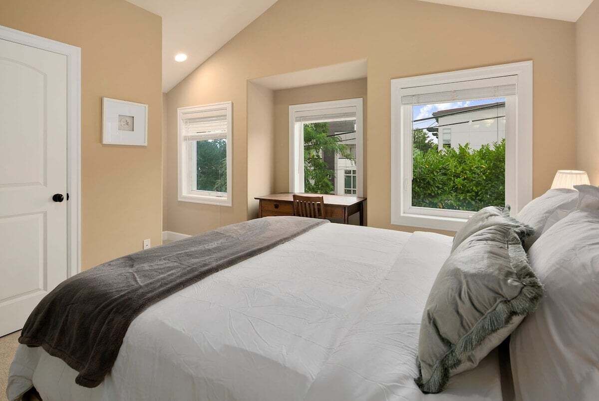 3 dormitorios, wifi gratis, ropa de cama