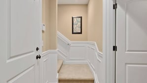 Unclassified image, 2 of 24, button - Perch - Cozy Ensuites: 3BR/3BA townhome with parking (Seattle)