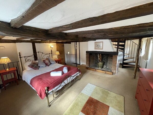 House | 2 bedrooms, bed sheets - Bere Cottage (Canterbury)