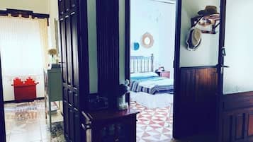 2 habitaciones, tabla de planchar con plancha y wifi gratis