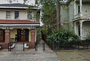 Exterior - Conveniently located in between French Quarter and City park (New Orleans)