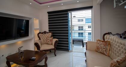 HERMOSO PENTHOUSE EN RESIDENCIAL LAS CAYENAS