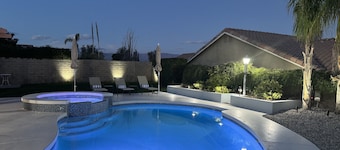 Coastal Chic 3 Bdrm House w/ Brand New SALTWATER Pool - Walk to Tennis Garden