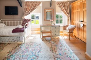 2 Schlafzimmer, Bügeleisen/Bügelbrett, Internetzugang