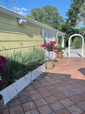 House (Bliss) | Balcony