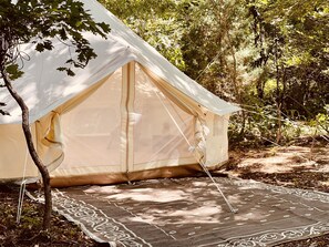 Property grounds - Heated Glamping Getaway (Niles)