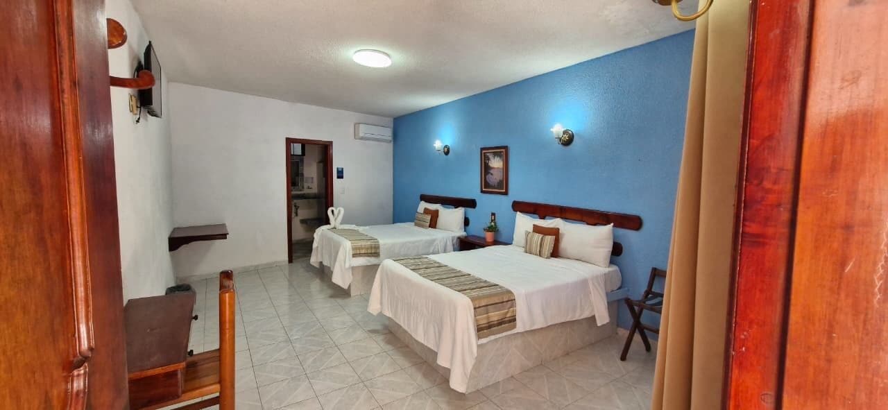 Individuell inredning, skrivbord, arbetsyta för laptop och gratis wi-fi