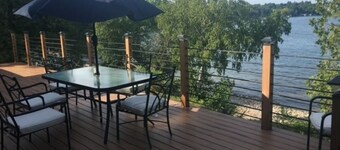 Stay on the St Lawrence River in a Tower!