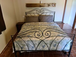 3 habitaciones, tabla de planchar con plancha y wifi gratis 