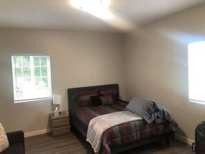 1 chambre, bureau, fer et planche à repasser, Wi-Fi