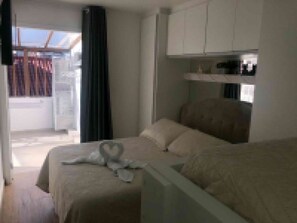 Comfort Apartment, 1 Double Bed with Sofa bed - Suites Jurere Internacional (Florianópolis)
