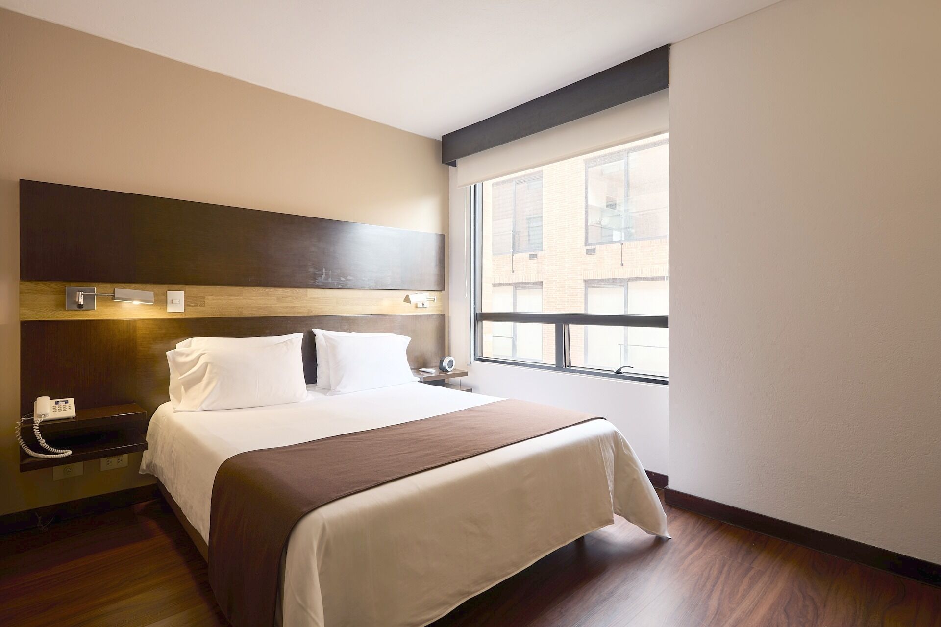 Standard Room | Minibar, in-room safe, desk, free WiFi