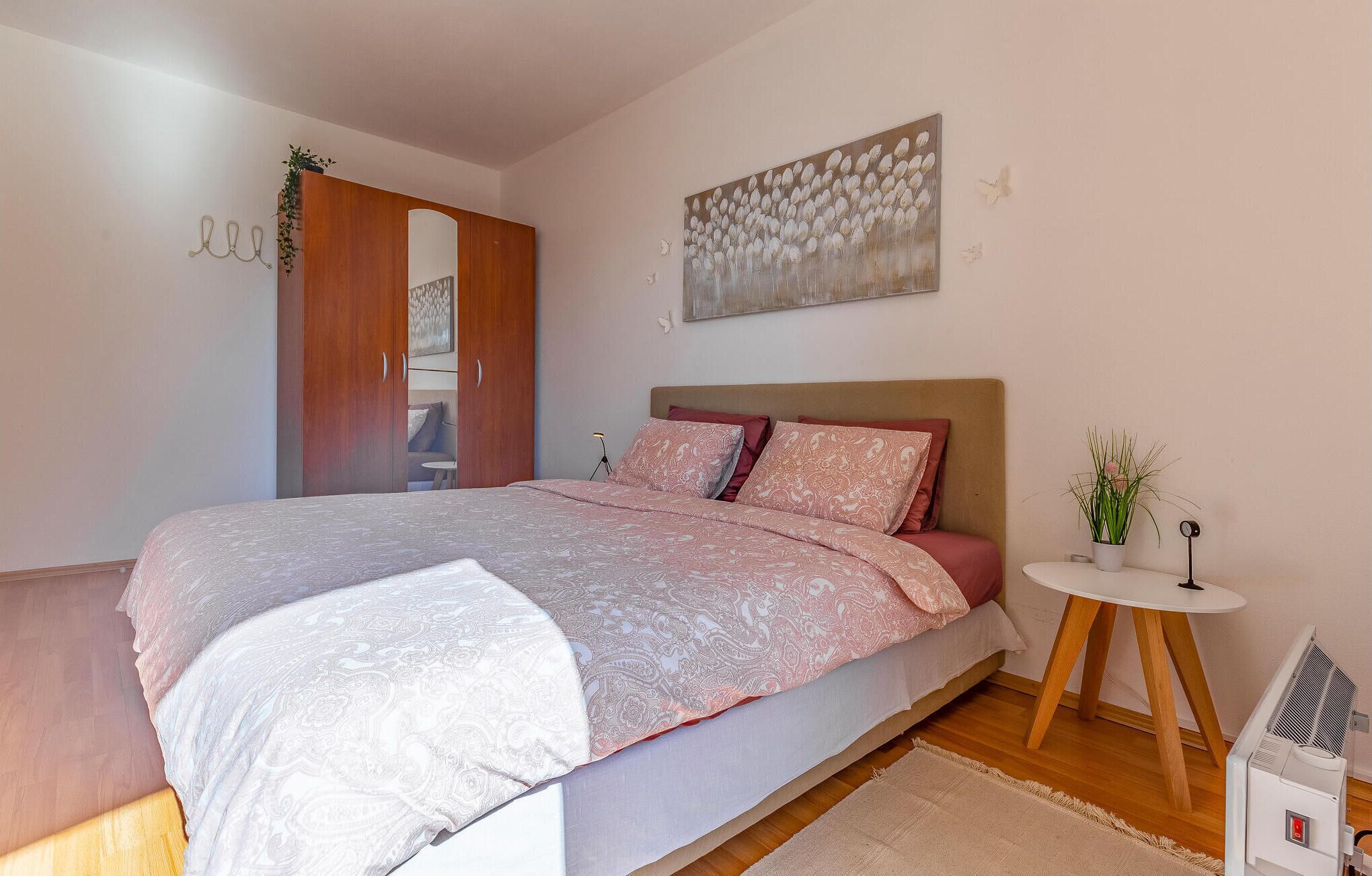 2 chambres, accès au Wi-Fi (inclus)