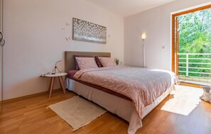 2 bedrooms, free WiFi, bed sheets - Amazing apartment in Rabac with WiFi (Rabac)