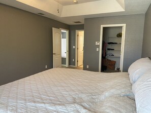 4 bedrooms, WiFi, bed sheets